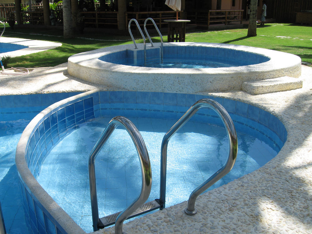 פנגלאו Commander Suites De Bohol מראה חיצוני תמונה